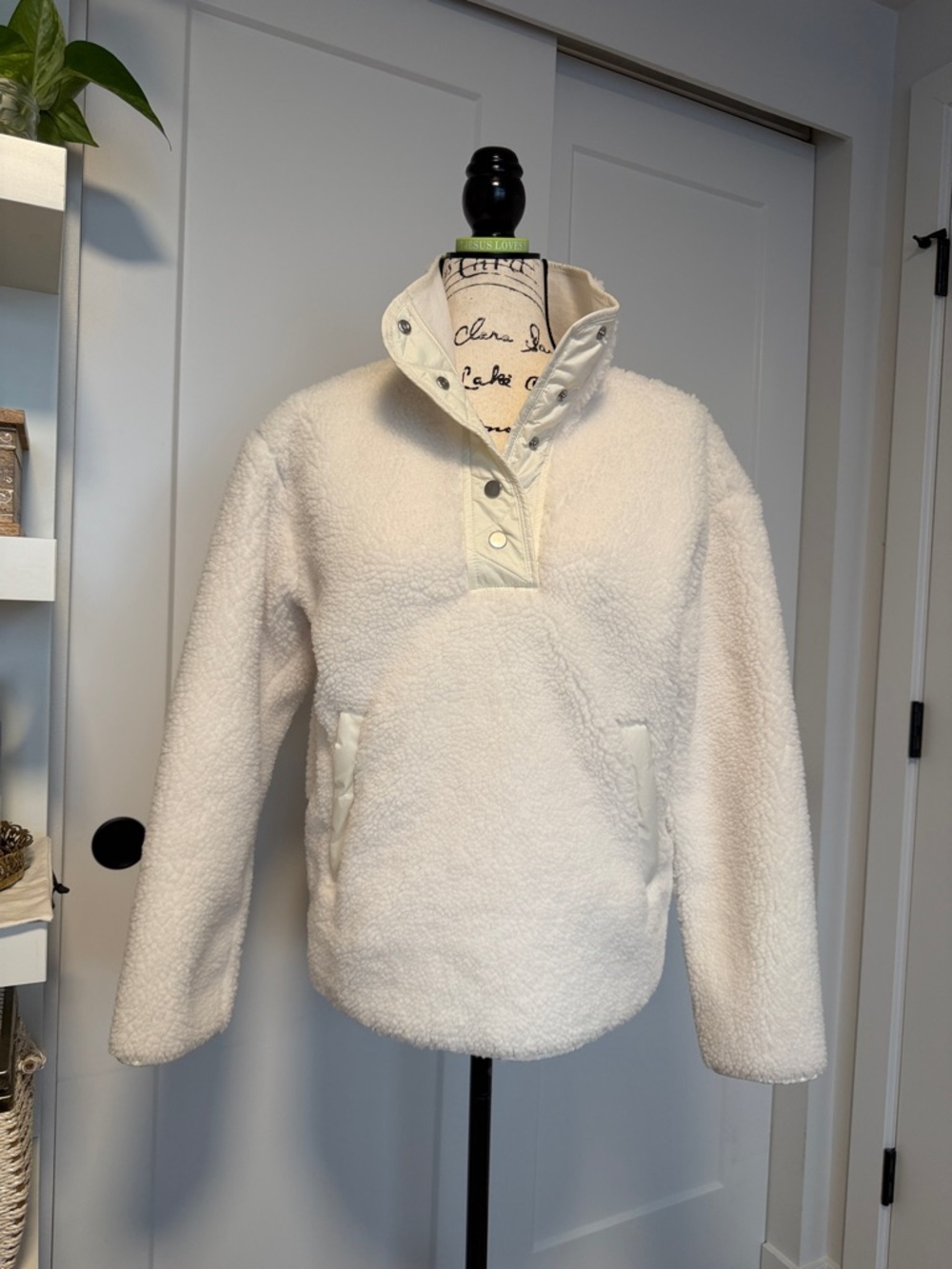 Athleta Cream Sherpa Snap-Front Pullover